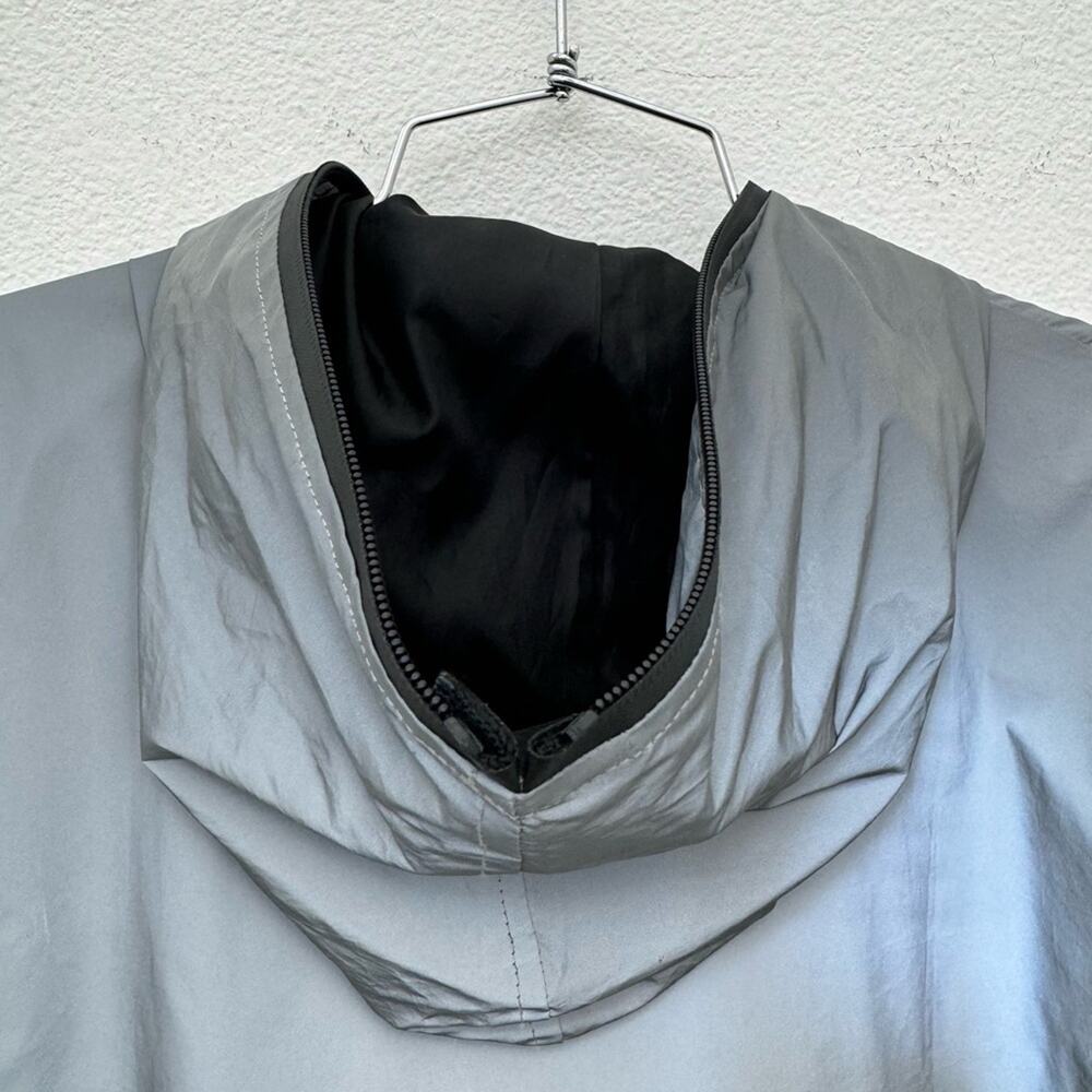 Reflective windbreaker - Picture 4 of 6